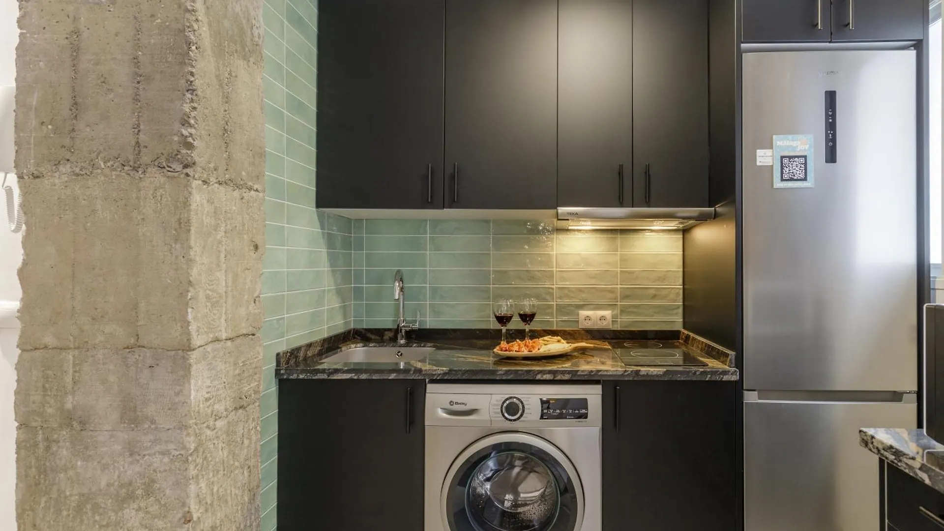 Living4Malaga Central Haven Μάλαγα