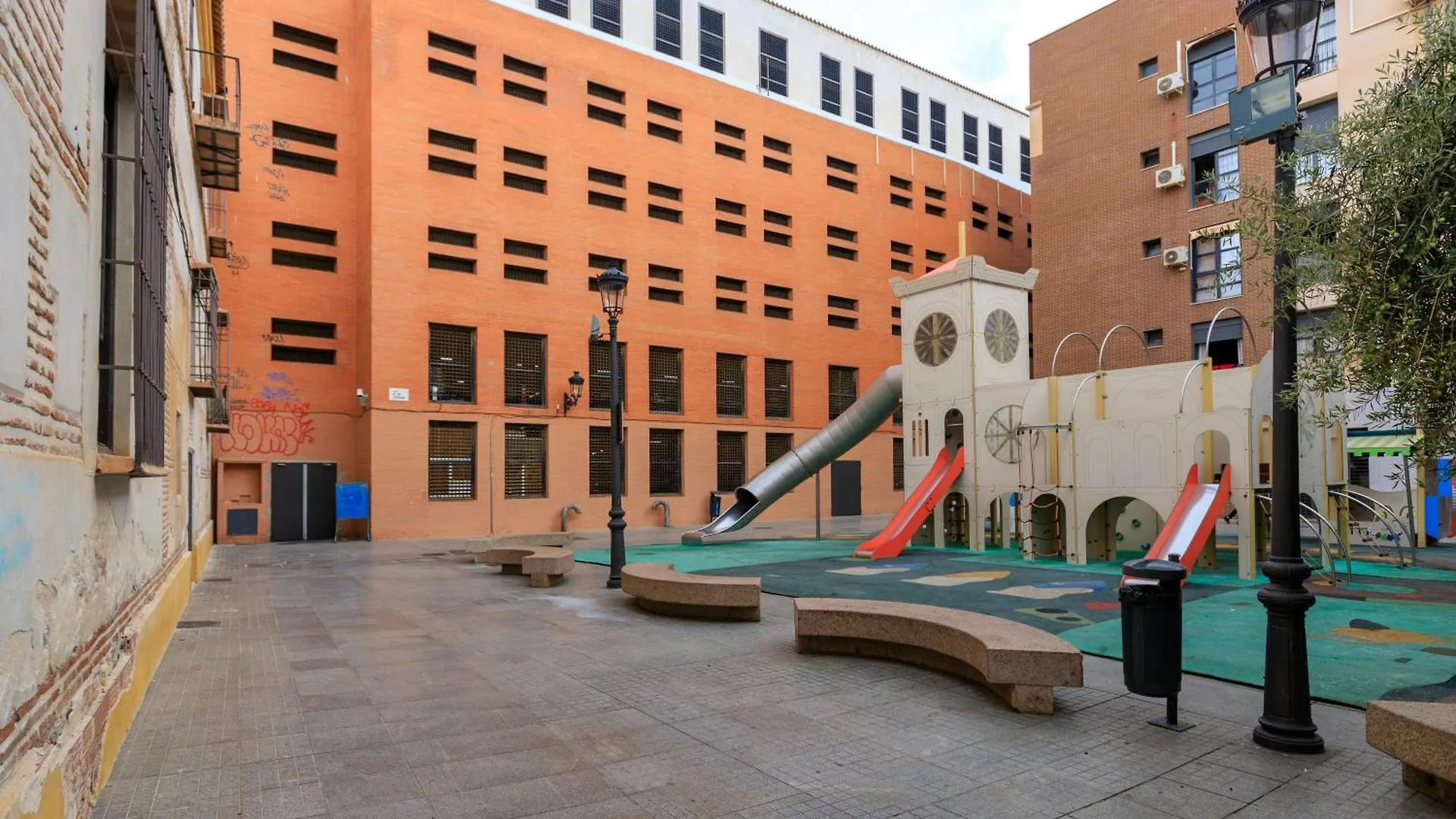 Apartment Living4Malaga Central Haven